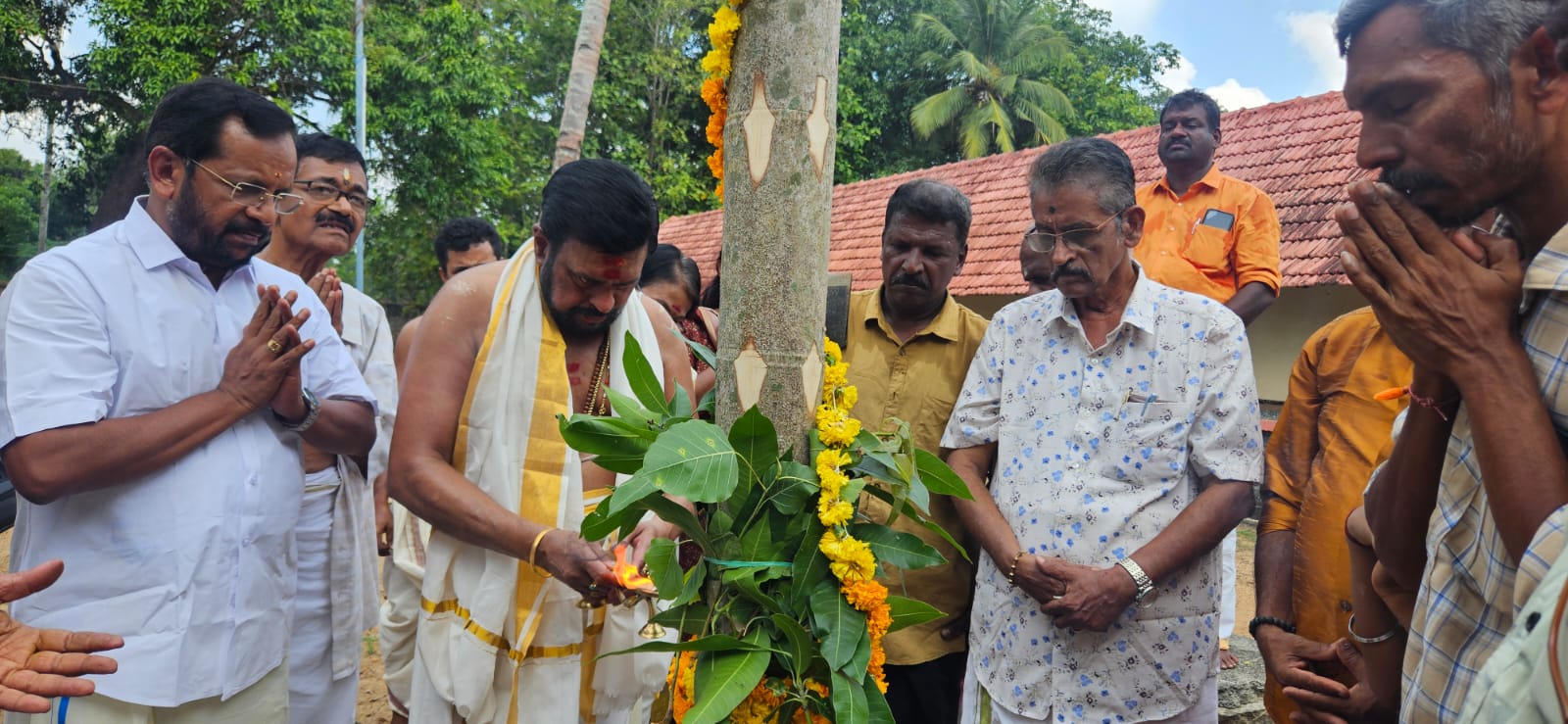 പാണ്ഡവീയ മഹാവിഷ്ണു സത്രം പന്തലിന്റെ കാൽനാട്ടു കർമ്മം നിർവഹിച്ചു